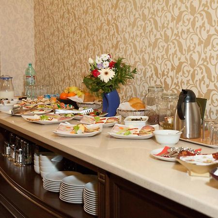 Hotel Hermes Alba Iulia Zewnętrze zdjęcie