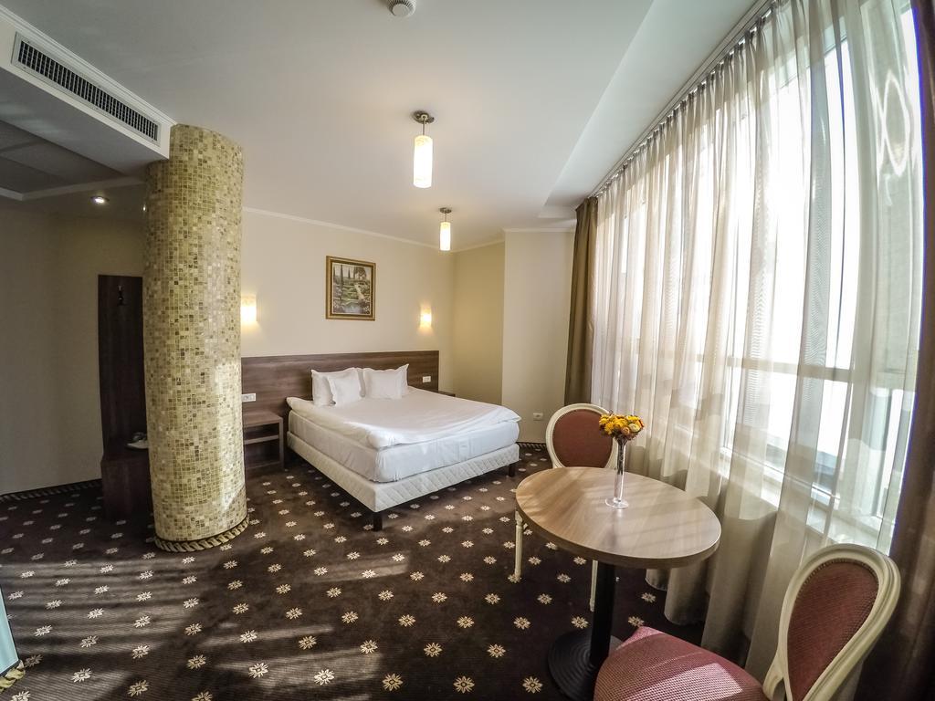 Hotel Hermes Alba Iulia Zewnętrze zdjęcie