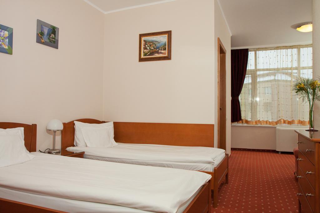 Hotel Hermes Alba Iulia Zewnętrze zdjęcie