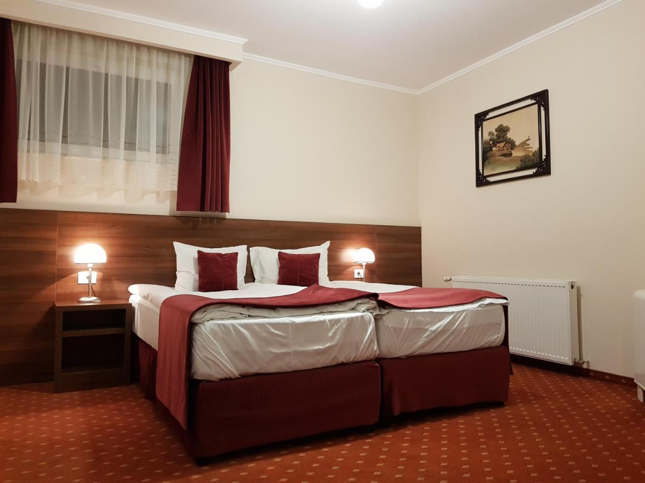 Hotel Hermes Alba Iulia Zewnętrze zdjęcie